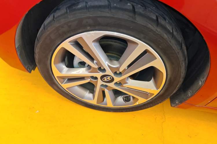 Used Hyundai Elantra (6th Generation / Lingdong) 2016 1.6L Automatic ZhiXuan – Elite Version