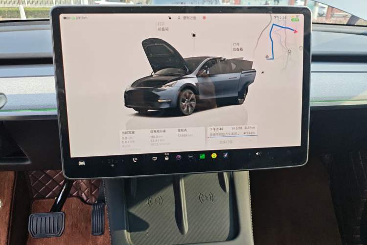 Used Tesla Model Y 2024 Long-Range All-Wheel-Drive Version
