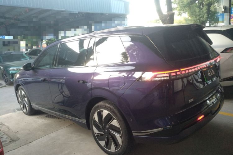 Used  eπ008 2024 210Max Range-Extended Version 6 Seats