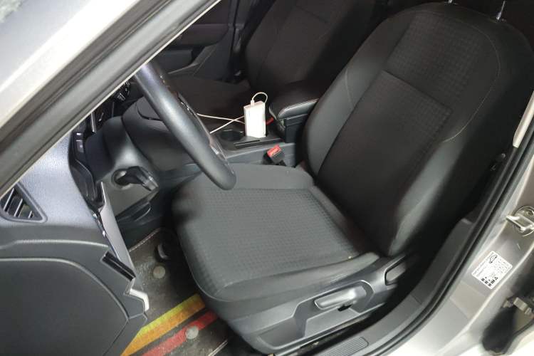 Used Volkswagen Bora 2019 Revised Version 1.5L Automatic Fashionable Style China VI