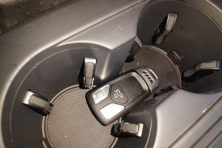 Used Audi A4L 2019 40 TFSI Ambition China VI