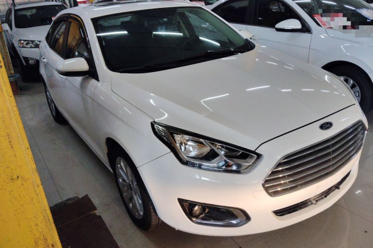 Used Ford Escort 2015 1.5L Automatic Fashion Model
