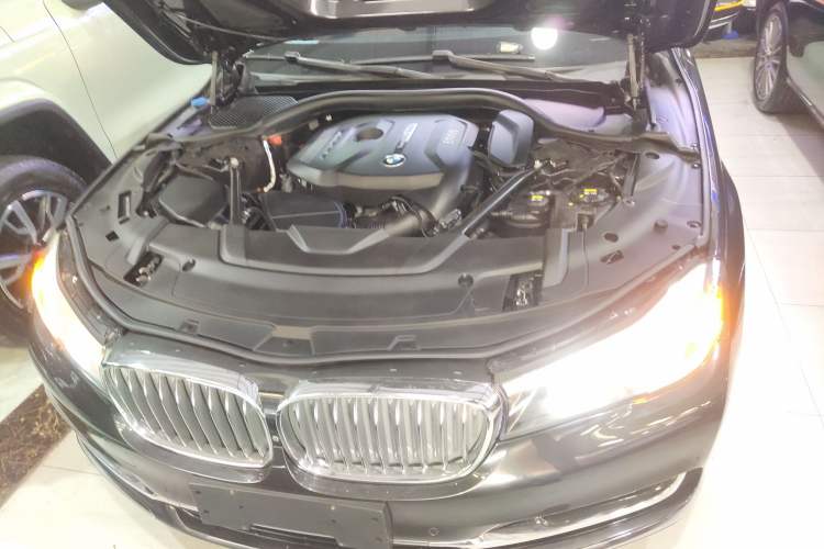 Used BMW 7 Series 2018 730Li Leading Model Excellence Package
