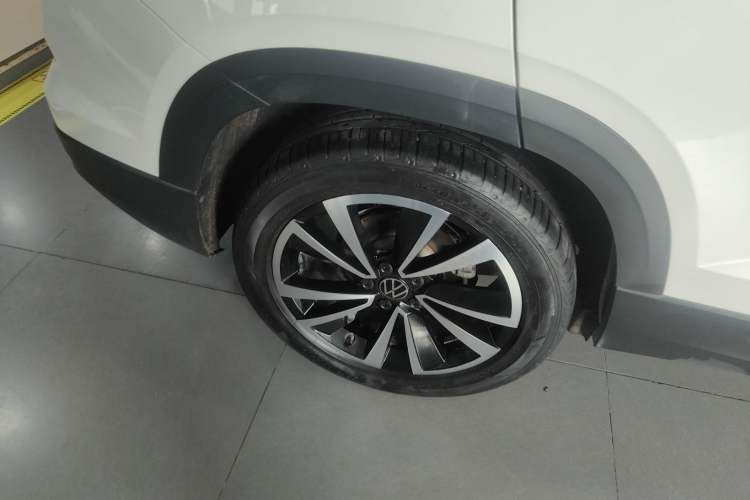 Used Volkswagen Tharu 2022 280TSI Two-Wheel-Drive Luxury Edition
