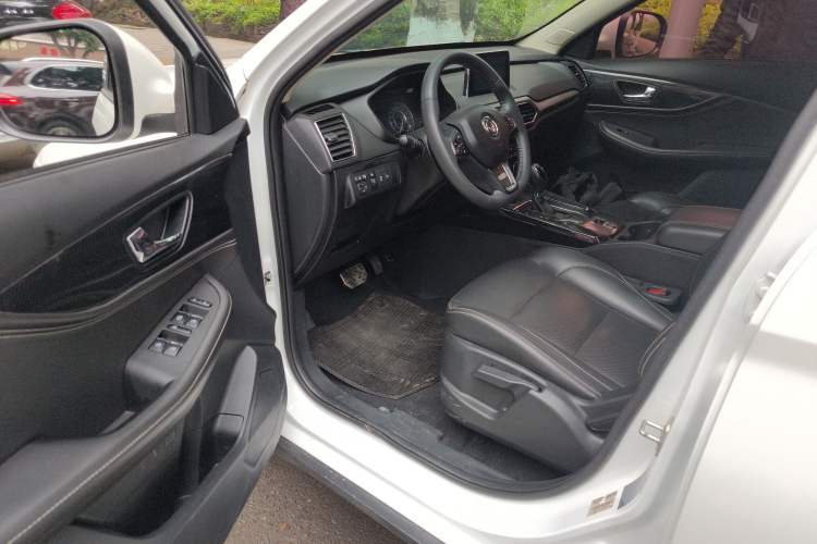 Used Dongfeng Fengon S560 2018 1.8L CVT Prestige Model
