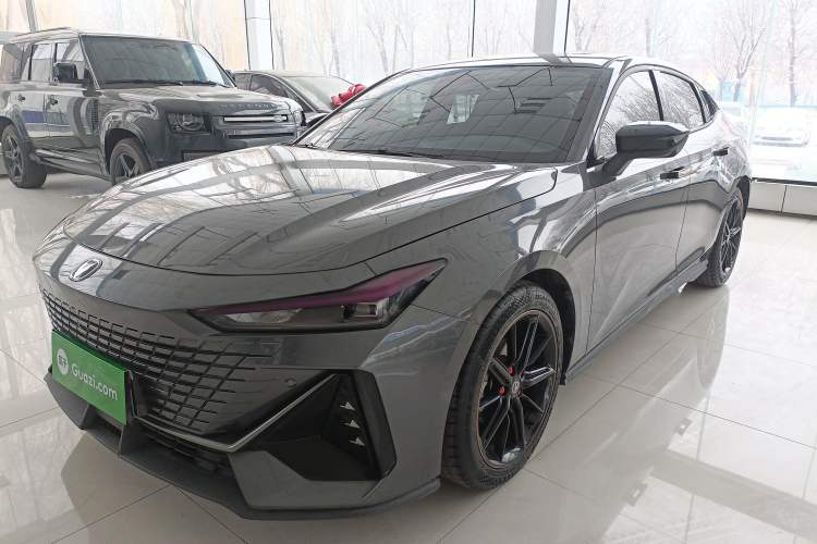 Used Changan UNI-V 2023 1.5T Premium Model