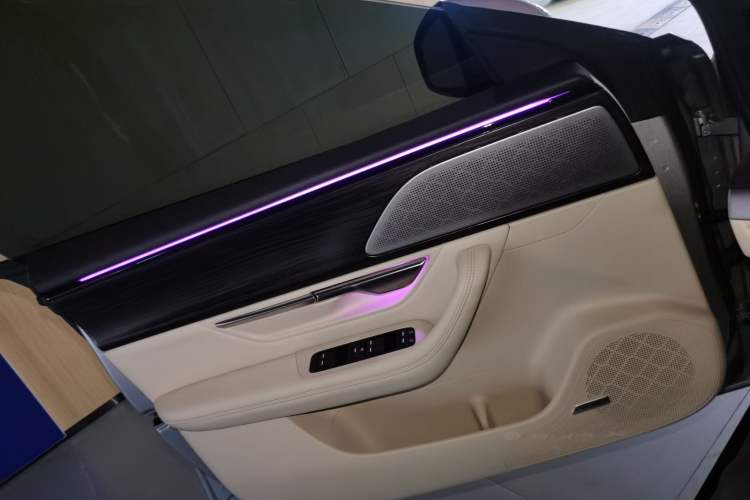 Used XPeng P7 2022 670E+
