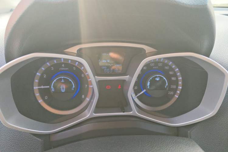 Used  Refine S3 2016 1.5L Manual Luxury Smart Version
