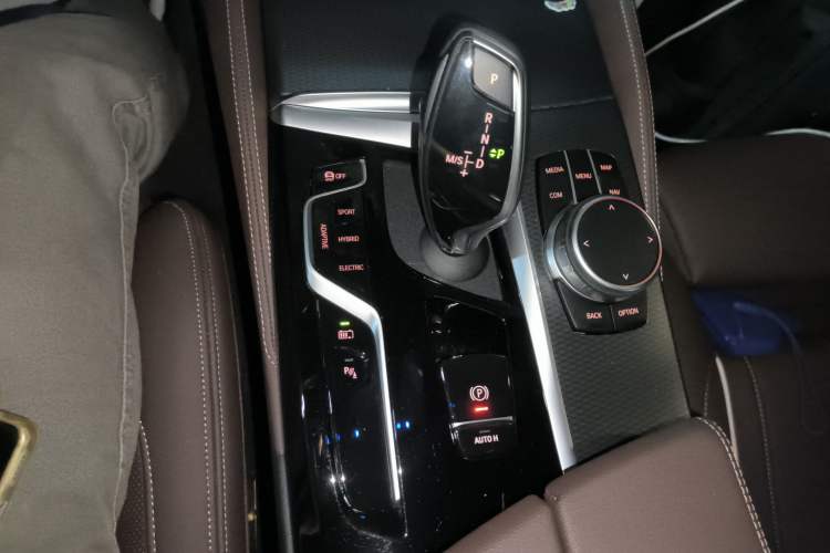 Used BMW 5 Series New Energy 2021 535Le Pioneer Edition M Sport Package
