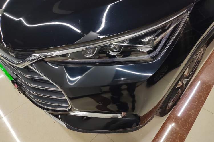 Used BYD Tang 2018 2.0T Automatic SmartConnect Prestige 7-Seater China V Standard