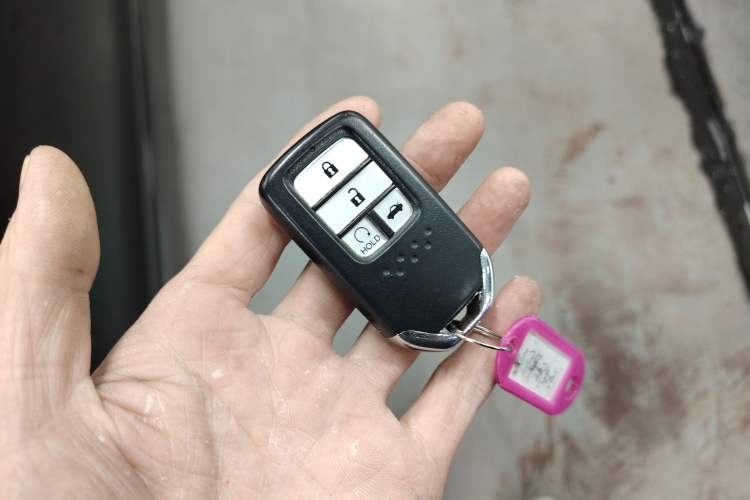 Used Honda Accord 2016 Hybrid 2.0L Sharp Edition
