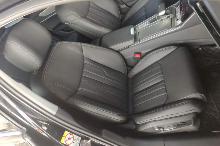 Used Audi A6L 2024 40 TFSI Luxury Prestige Edition
