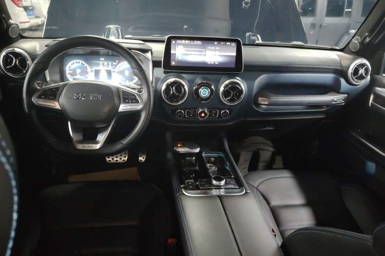 Used BAIC Off-Road BJ40 2020 2.0T Automatic Four-Wheel Drive Urban Hunter Edition Chivalrous Type
