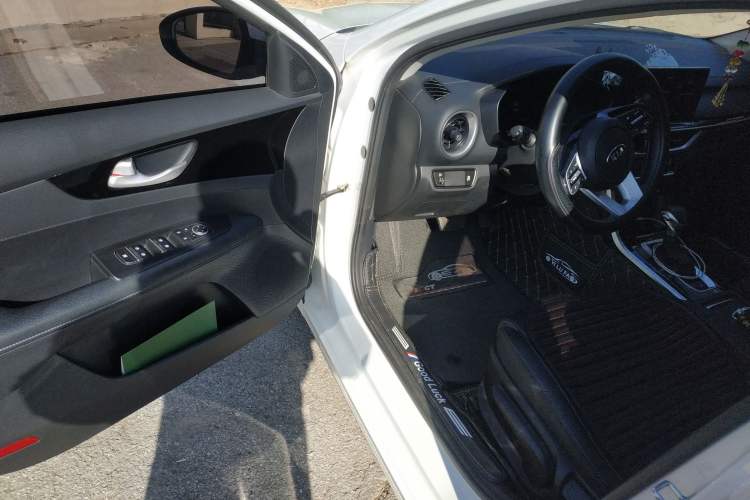 Used Kia K3 2021 1.5L CVT Fashion Edition
