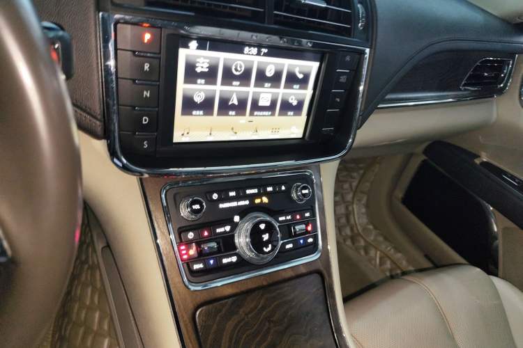 Used Lincoln Continental 2018 2.0T Two-Wheel Drive Deluxe Edition
