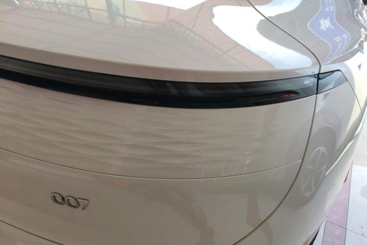 Used Zeekr 007 2024 Rear-Drive Intelligent Driving Version 75 kWh
