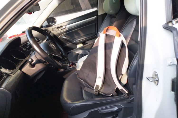 Used Volkswagen Lamando 2015 280TSI DSG Comfort Edition
