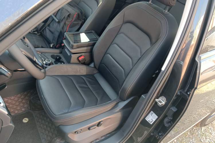 Used Volkswagen Tayron 2021 280TSI Two-Wheel Drive Luxury Smart Connectivity Version