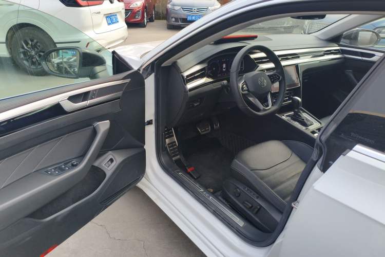 Used Volkswagen FAW-Volkswagen CC 2023 380TSI Striking Edition