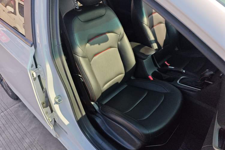 Used Chevrolet Monza 2020 Light Hybrid RS 330T Automatic Comfort Edition
