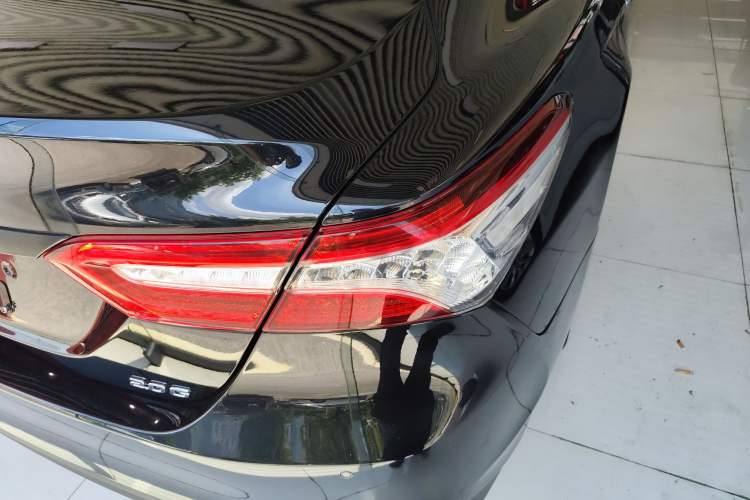 Used Toyota Camry 2019 Revised Version 2.0G Luxury Edition
