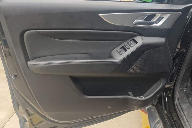 Used Great Wall Poer 2021 2.0T Commercial Version Automatic Diesel Two-Wheel Drive Elite Trim with Long Bed – GW4D20M
