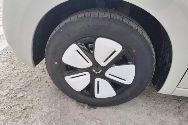 Used Wuling Hongguang MINIEV 2025 Four-Door Version Advanced Edition