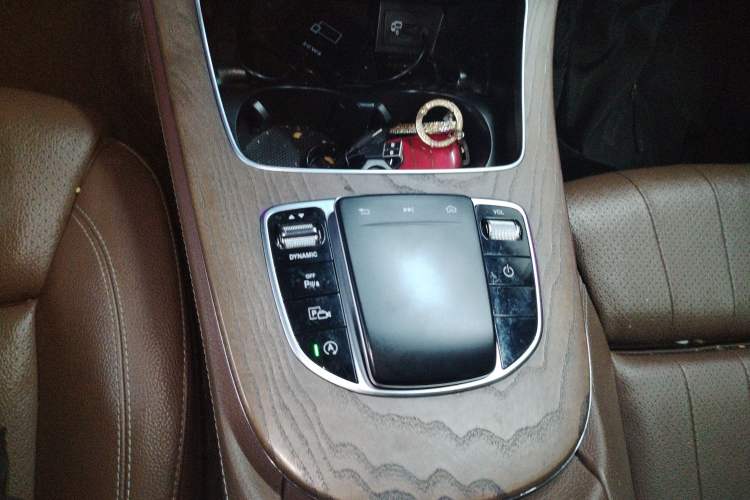 Used Mercedes-Benz E-Class 2020 E 260 L
