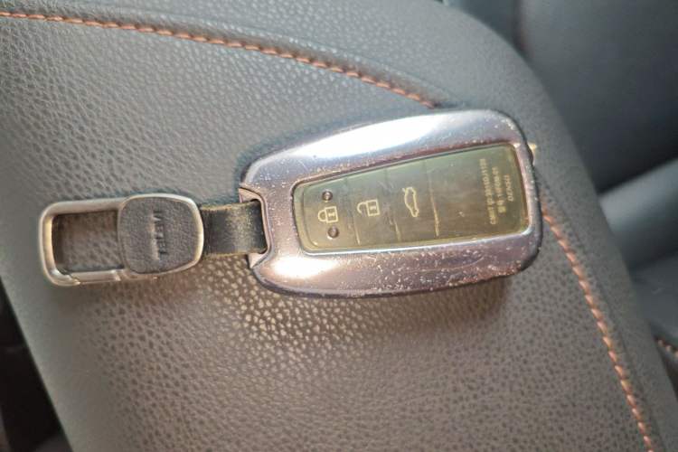 Used Toyota Camry 2021 2.5G Luxury Edition
