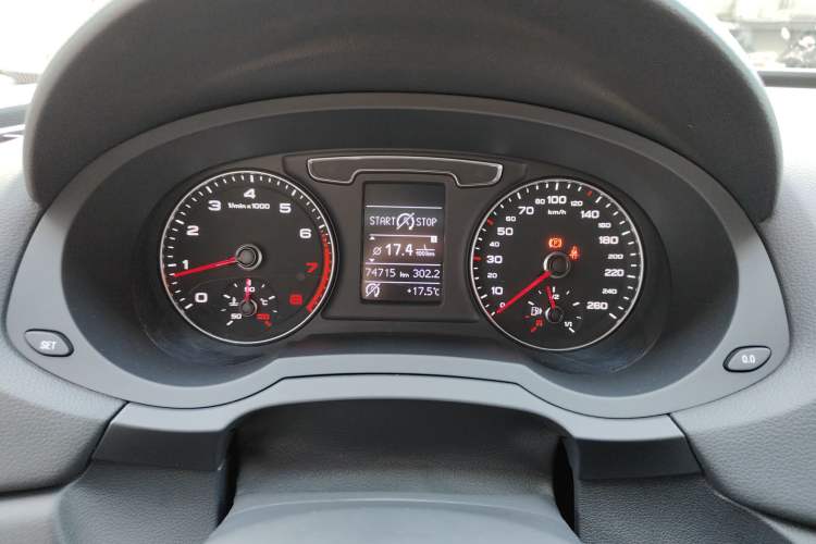 Used Audi Q3 2018 30th Anniversary Edition 30 TFSI Fashion Model
