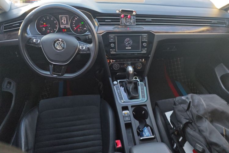 Used Volkswagen Magotan 2018 330TSI DSG Luxury Model
