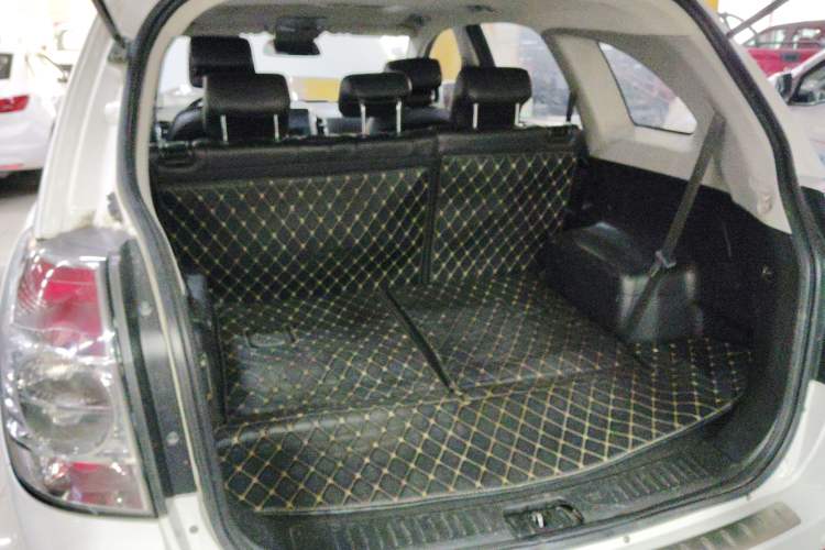 Used Chevrolet Captiva 2014 2.4L 4x4 Flagship Edition 7 Seats