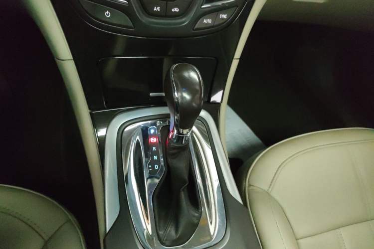 Used Buick Regal 2014 2.0L Elite Fashion Edition
