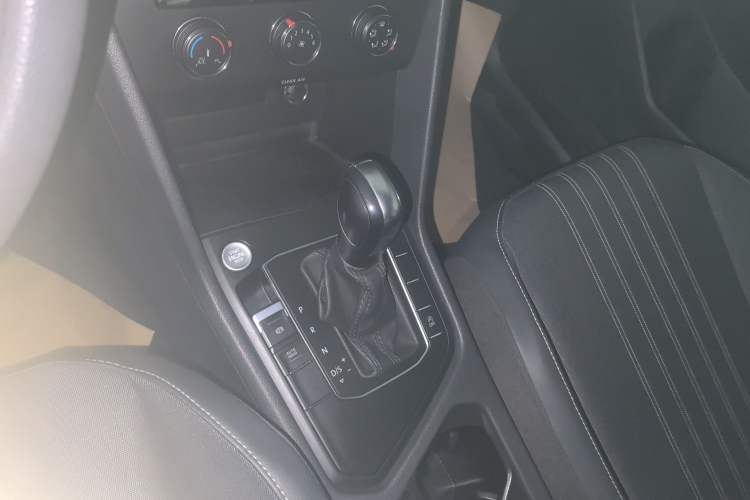 Used Volkswagen Tiguan L 2022 330TSI Automatic Two-Wheel Drive Comfort Edition
