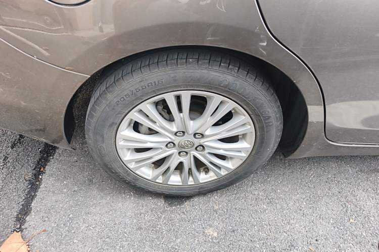 Used Buick GT 2017 15N Automatic Elite Version
