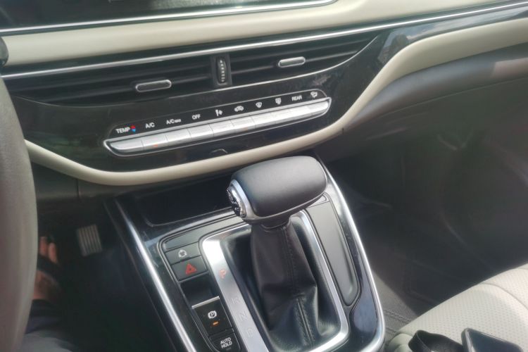 Used GAC Trumpchi M6 2019 270T DCT Elite Edition (7-seater) China VI