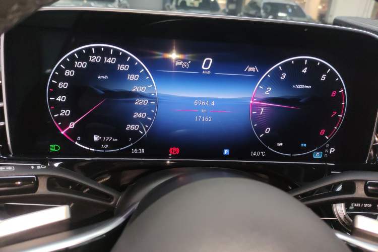 Used Mercedes-Benz E-Class 2025-Year Facelift E 260 L