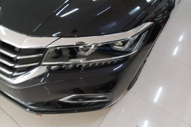 Used Volkswagen Passat 2019 380TSI Luxury Edition China VI Standard
