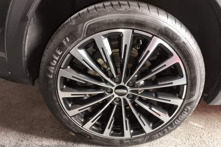 Used Geely Auto Monjaro L 2025 Dongfang Yao 2.0TD Automatic All-Wheel-Drive Wangyue Edition