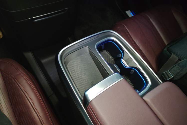 Used Buick Century 2023 2.0T Six-Seater Yinshi Edition