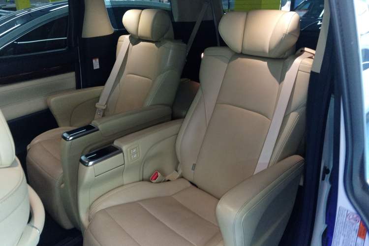 Used Toyota Alphard 2018 3.5L Luxury Edition
