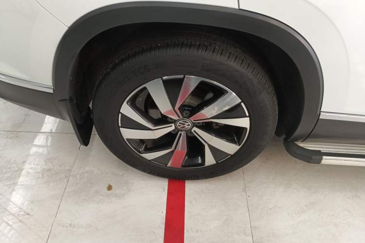 Used Volkswagen Tayron 2019 330TSI Two-Wheel Drive Luxury Model China VI Standard