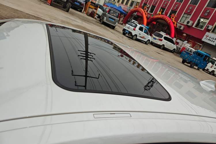 Used BMW 1 Series 2013 Facelifted 118i Leading Edition
