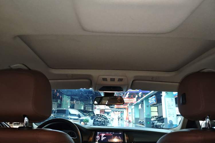 Used BMW 5 Series 2014 520Li Elegant Model