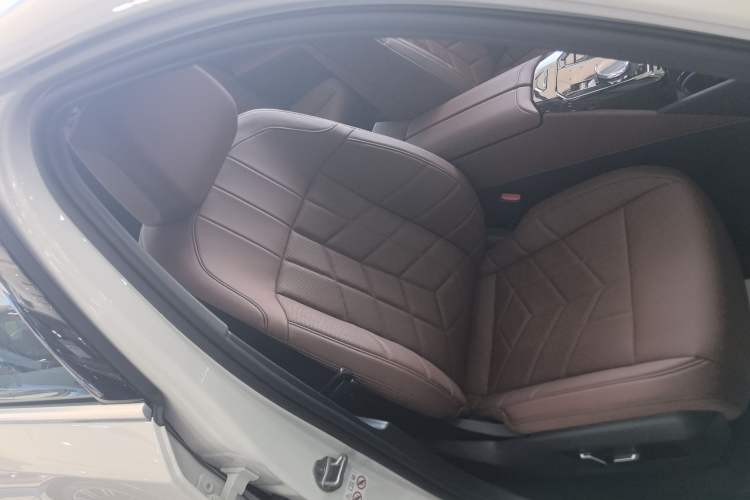 Used BMW i5 2024 eDrive 35L M Sport Package
