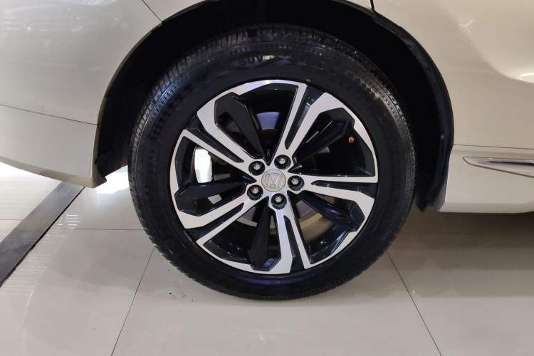 Used Honda UR-V 2017 370TURBO 2WD Prestige Edition China V