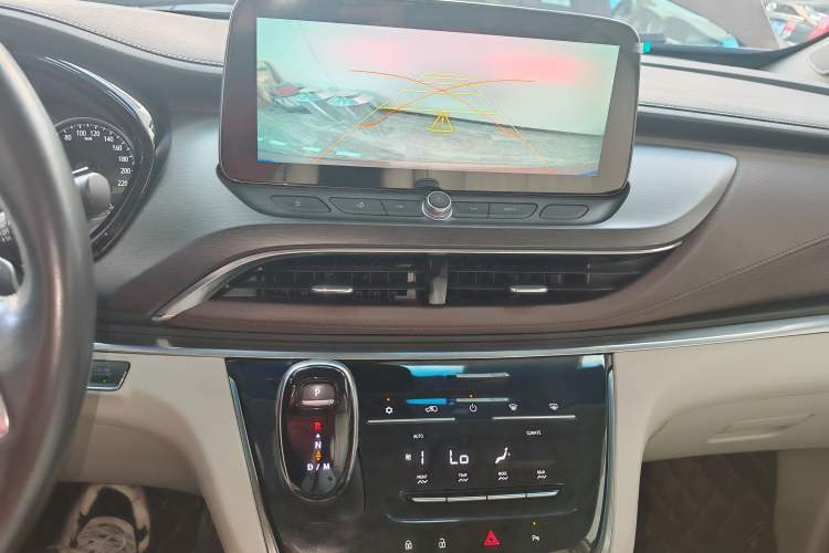 Used Buick GL8 2021 Land Cruiser Executive Class 652T Luxury Model
