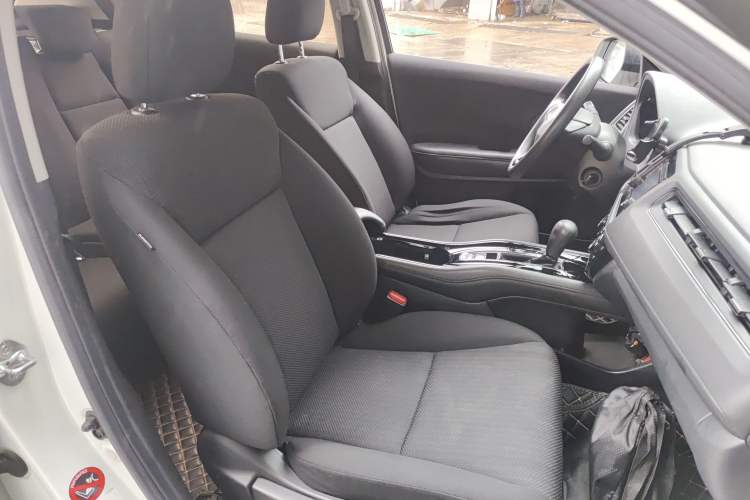 Used Honda Vezel 2015 1.5L CVT two-wheel drive Comfort trim