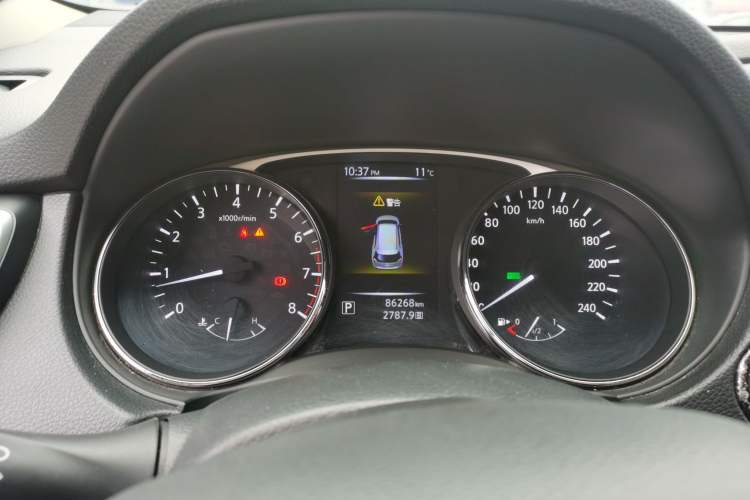 Used Nissan X-Trail 2016 2.0L CVT Smart Enjoyment Version 4WD