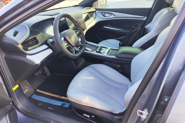 Used BYD Seal 2023 DM-i 1.5L 121km Luxury Model